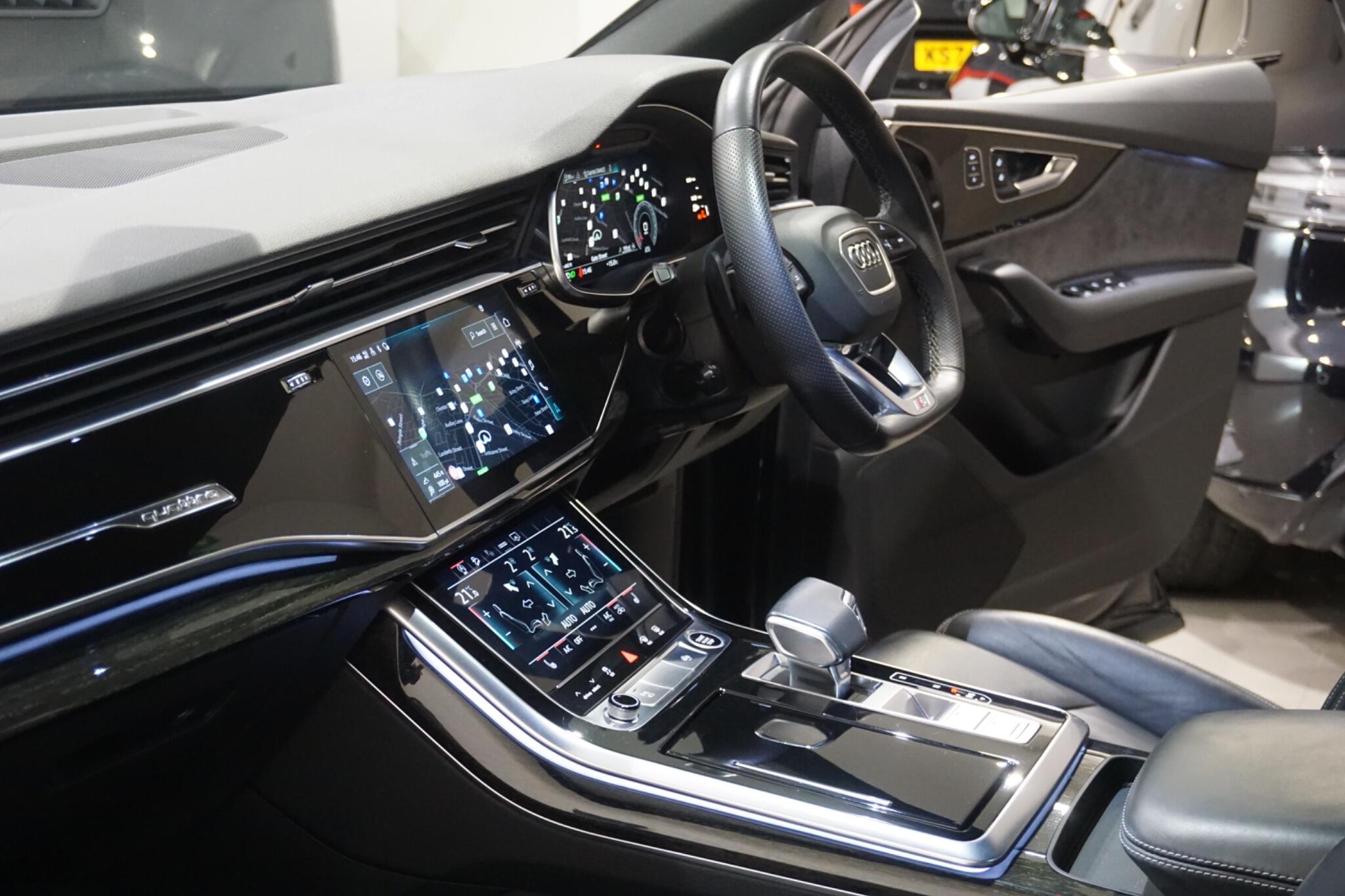 Audi Q8 3.0 TFSI V6 55 Black Edition SUV 5dr Petrol Tiptronic quattro Euro 6 (s/s) (340 ps)